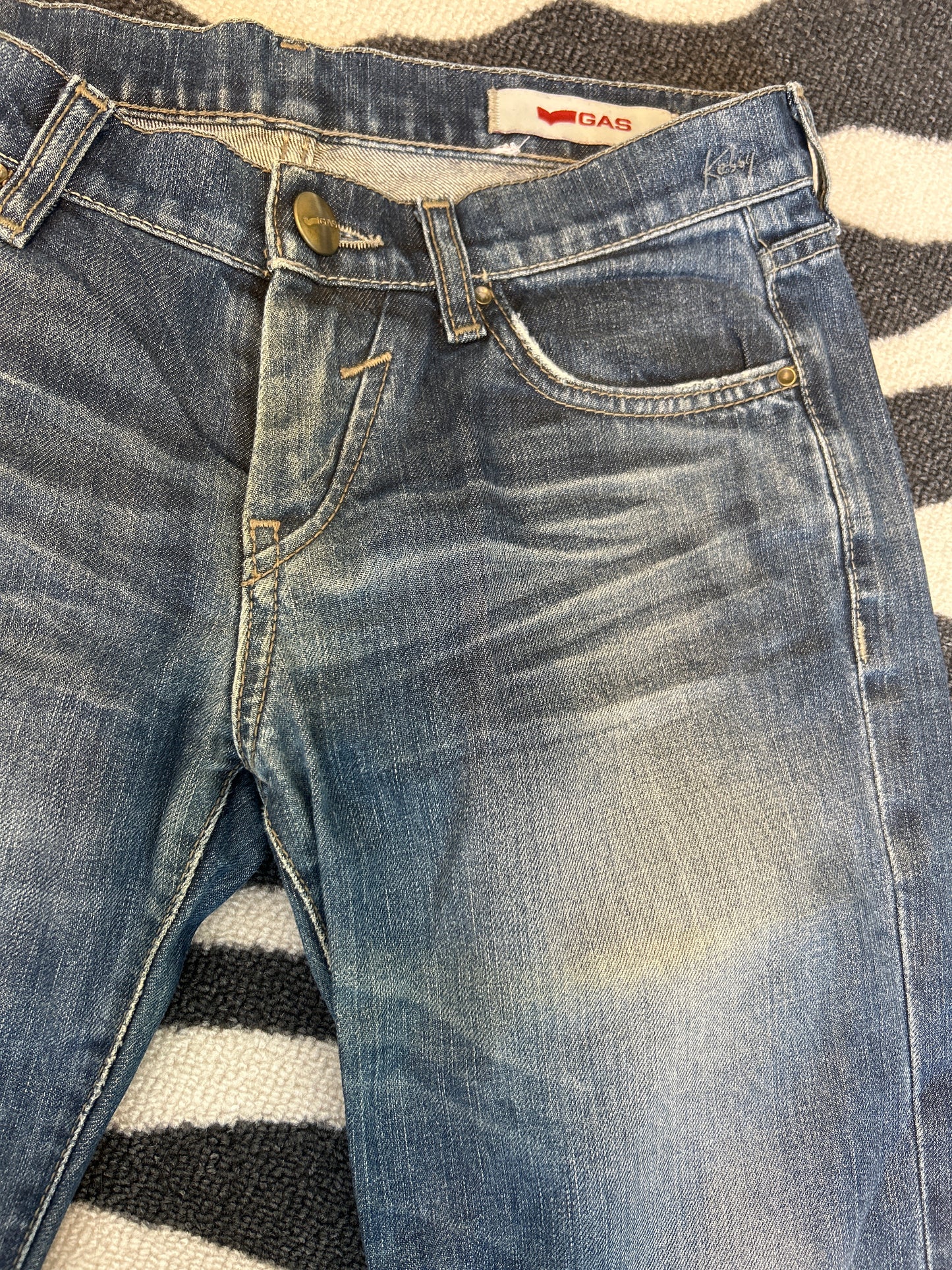 Gas jeans
