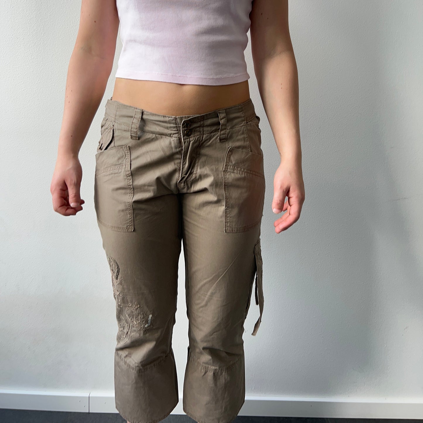 Capri cargos