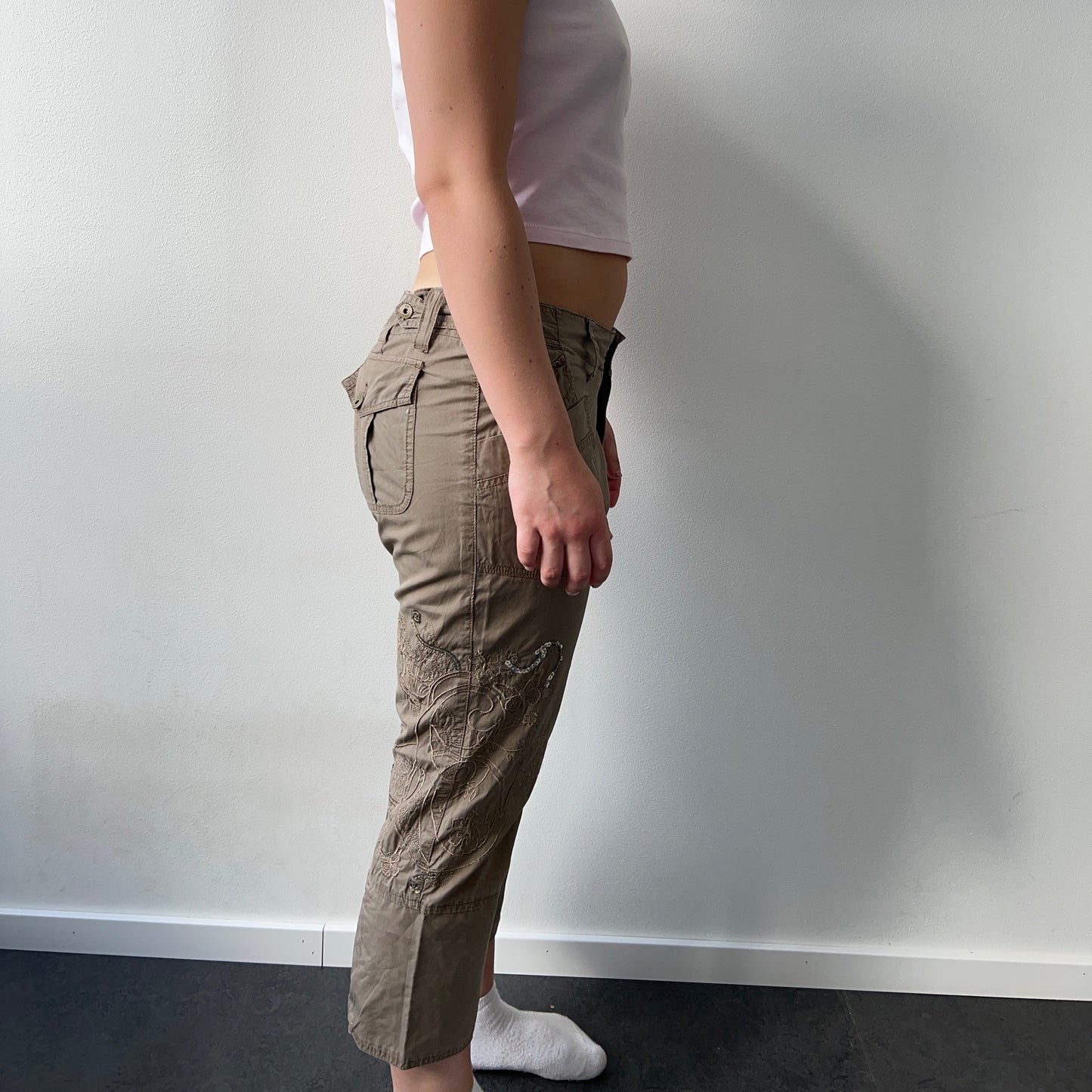 Capri cargos