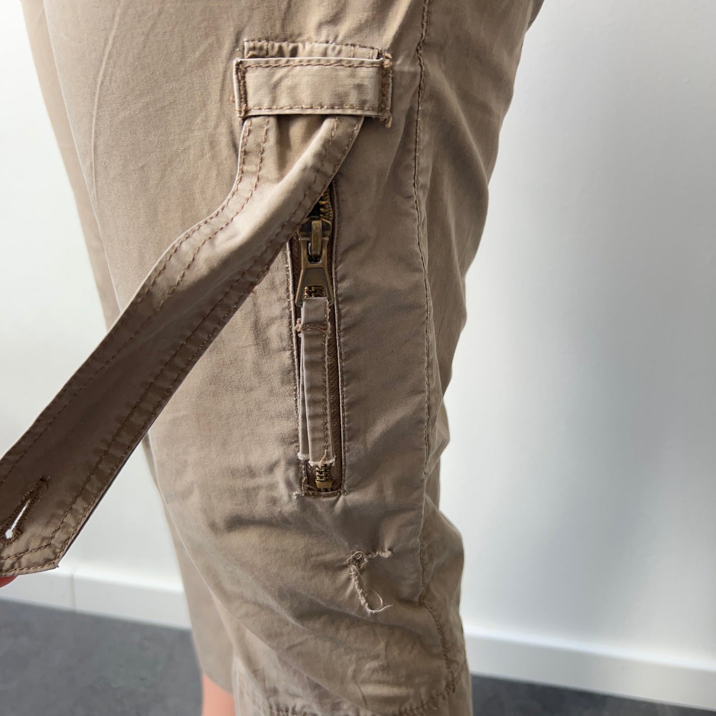 Capri cargos