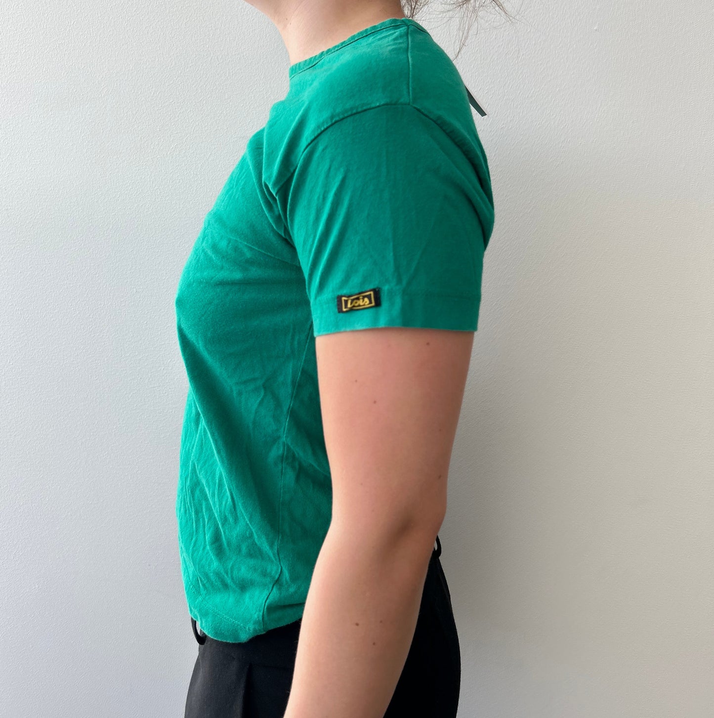 Lois tee